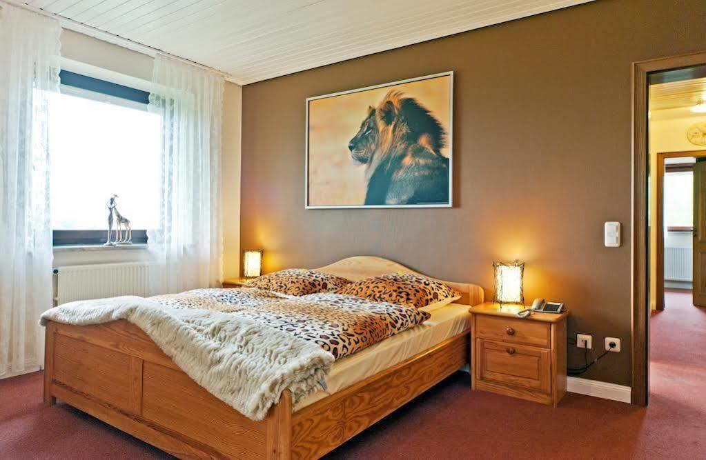 Akzent Hotel Cordes & Restaurant Am Rosengarten Sottorf エクステリア 写真
