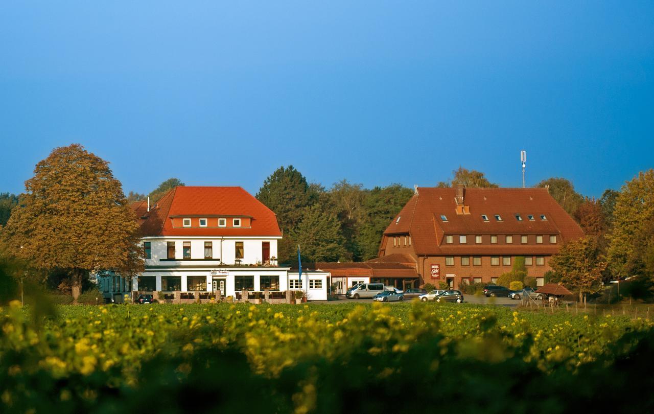 Akzent Hotel Cordes & Restaurant Am Rosengarten Sottorf エクステリア 写真